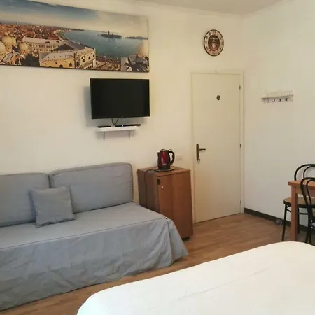Casa Elena *